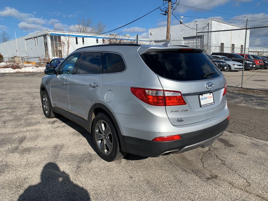 2016 Hyundai Santa Fe AWD 4dr SE photo