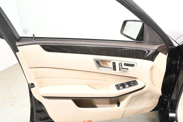 2016 Mercedes-Benz E 350 Luxury AMG Package photo