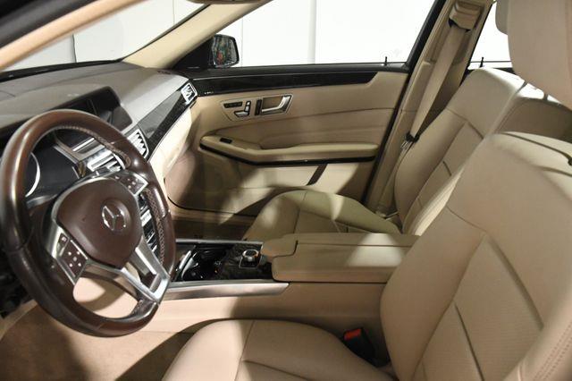 2016 Mercedes-Benz E 350 Luxury AMG Package photo