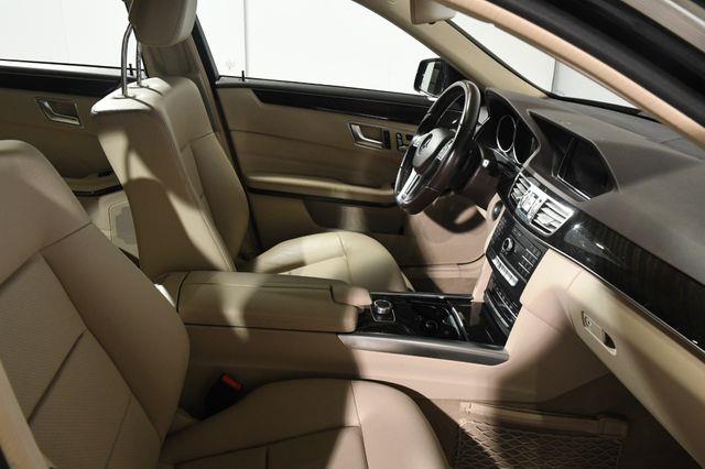 2016 Mercedes-Benz E 350 Luxury AMG Package photo