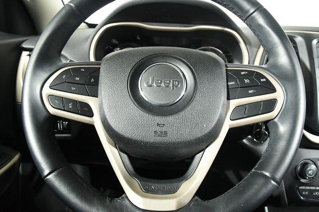 2017 Jeep Cherokee Latitude photo