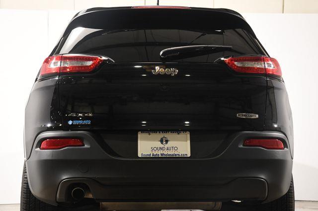 2017 Jeep Cherokee Latitude photo