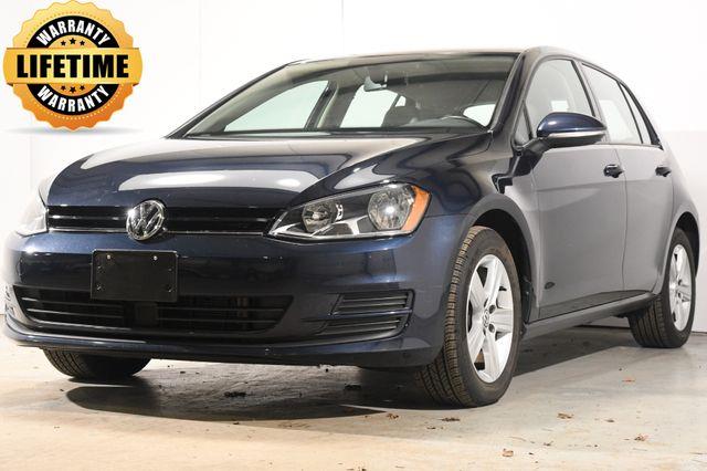 2017 Volkswagen Golf SE w/ Sunroof photo