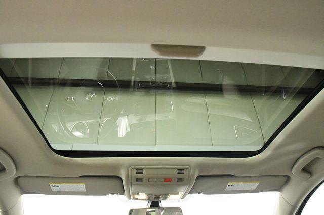 2017 Volkswagen Golf SE w/ Sunroof photo