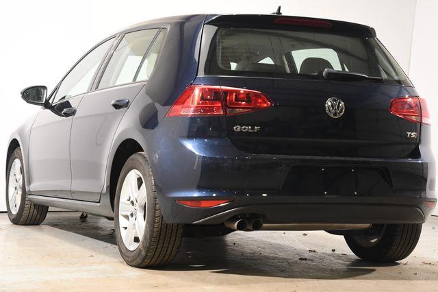 2017 Volkswagen Golf SE w/ Sunroof photo