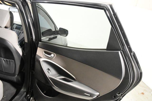 2017 Hyundai Santa Fe Sport 2.4L photo