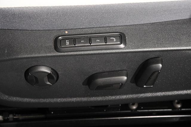 2021 Volkswagen ID.4 Pro S photo