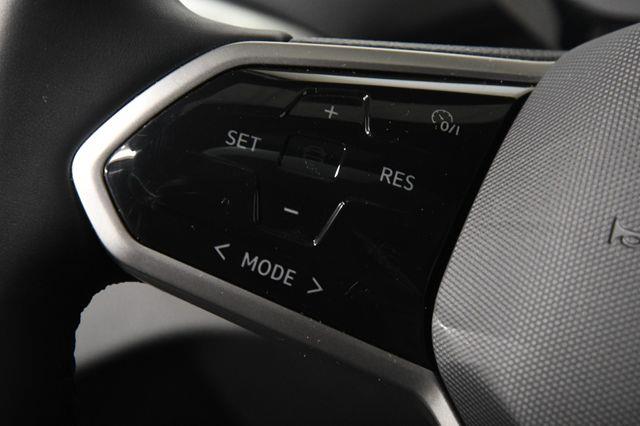 2021 Volkswagen ID.4 Pro S photo