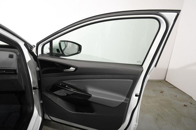 2021 Volkswagen ID.4 Pro S photo