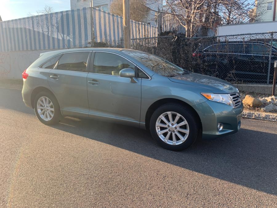 2010 Toyota Venza AWD 4cyl photo