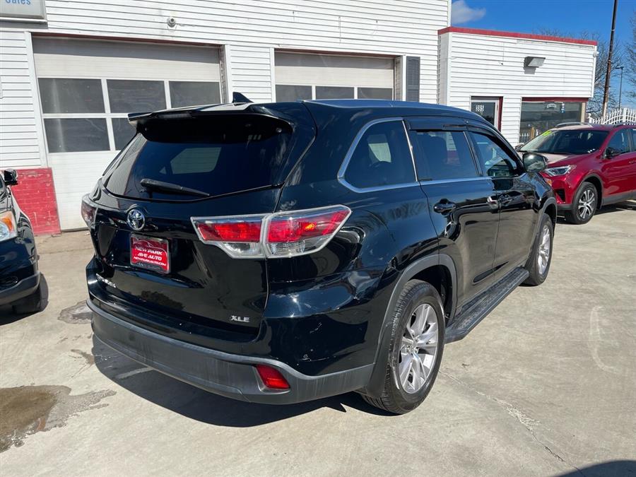 2014 Toyota Highlander XLE photo