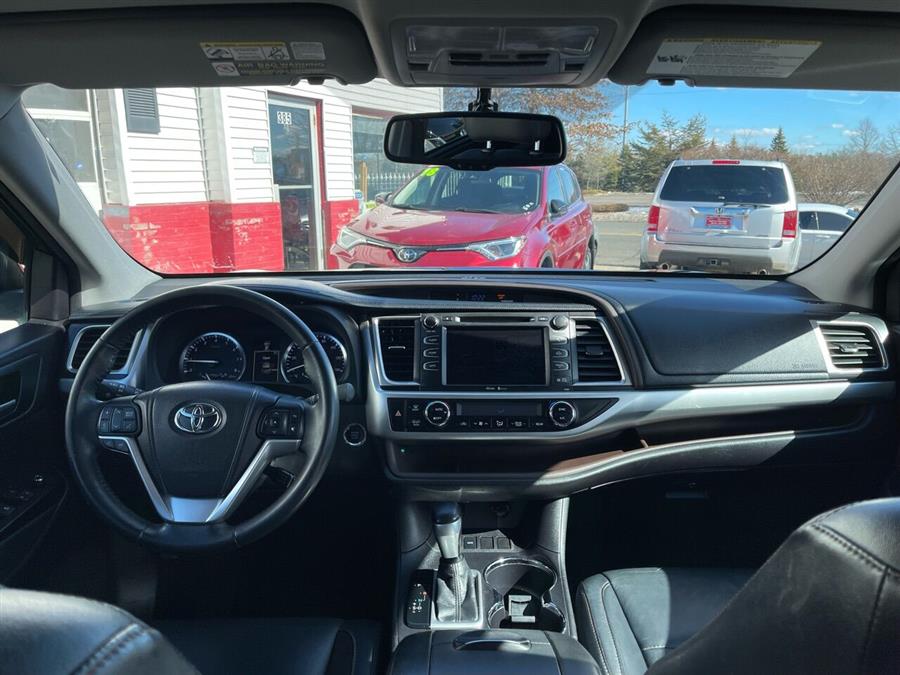 2014 Toyota Highlander XLE photo