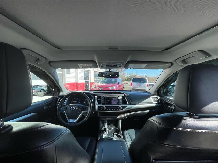 2014 Toyota Highlander XLE photo
