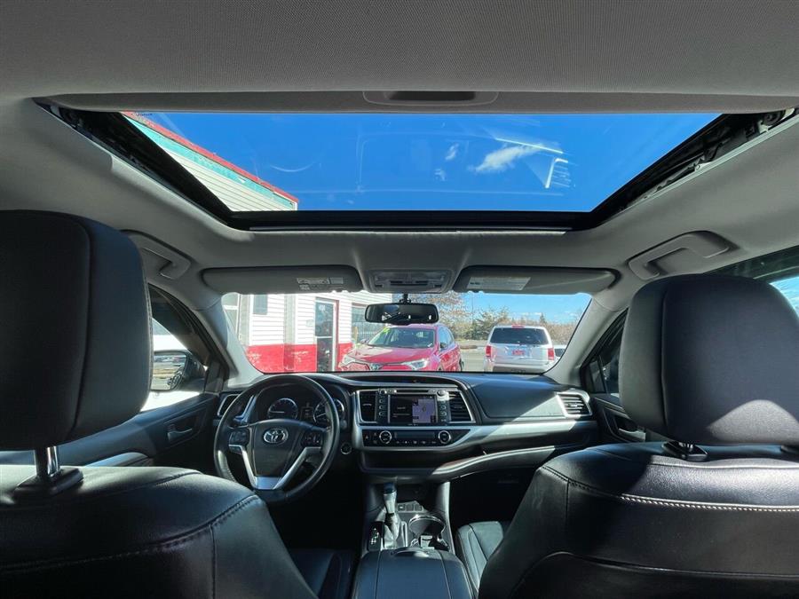 2014 Toyota Highlander XLE photo