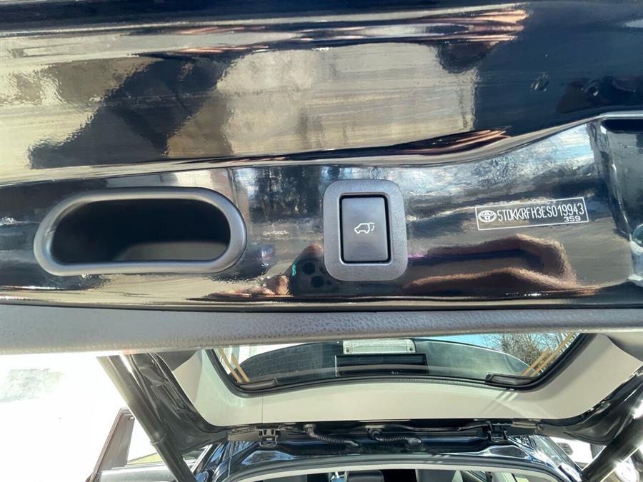 2014 Toyota Highlander XLE photo