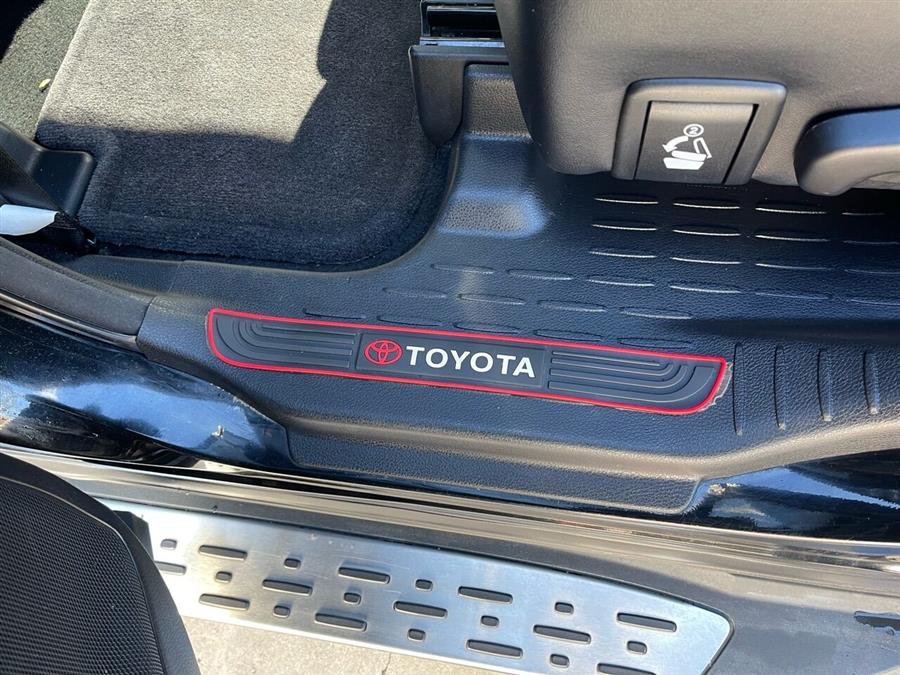 2014 Toyota Highlander XLE photo
