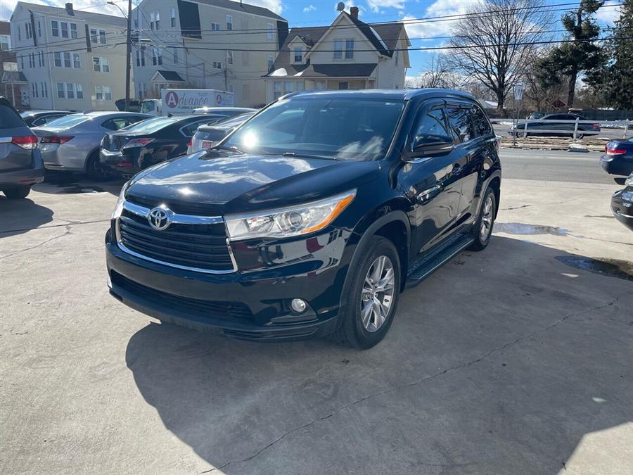 2014 Toyota Highlander XLE photo