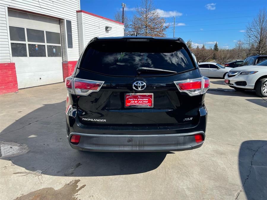 2014 Toyota Highlander XLE photo