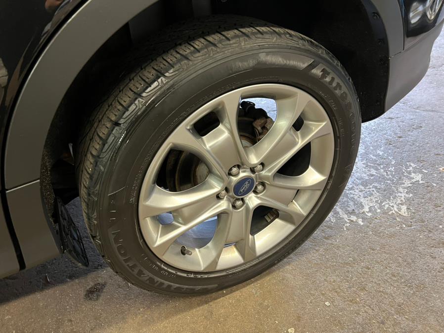 2013 Ford Escape SEL photo