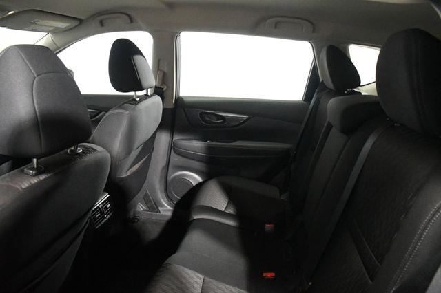 2019 Nissan Rogue S photo