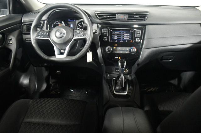 2019 Nissan Rogue S photo