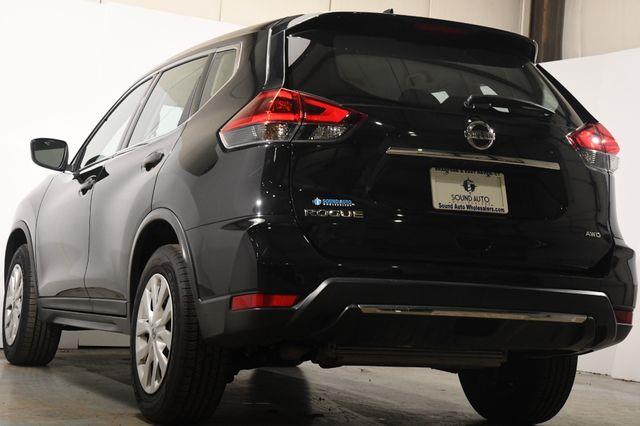 2019 Nissan Rogue S photo