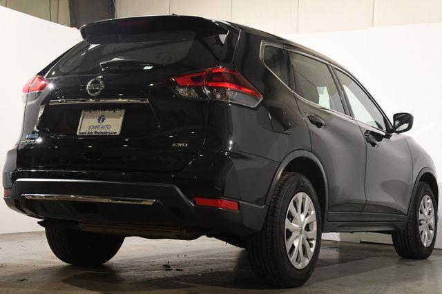 2019 Nissan Rogue S photo