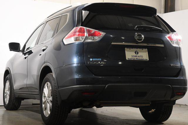 2015 Nissan Rogue SV photo