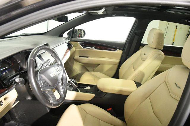 2018 Cadillac XT5 Luxury AWD photo