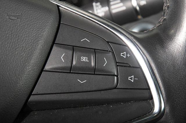2018 Cadillac XT5 Luxury AWD photo