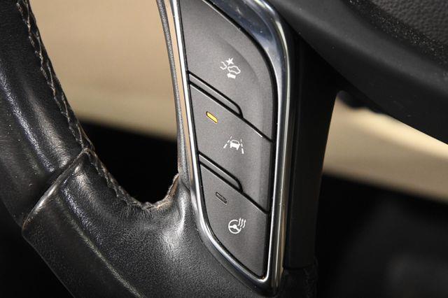 2018 Cadillac XT5 Luxury AWD photo