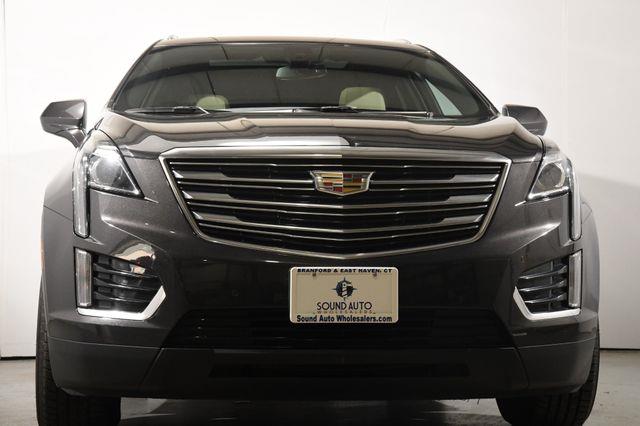 2018 Cadillac XT5 Luxury AWD photo