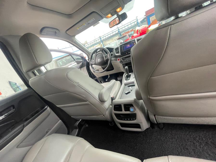 2016 Honda Pilot AWD 4dr EX-L photo