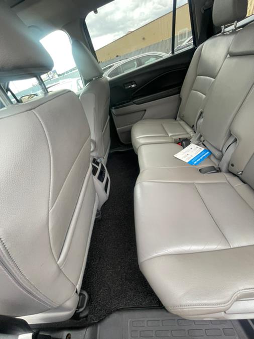 2016 Honda Pilot AWD 4dr EX-L photo