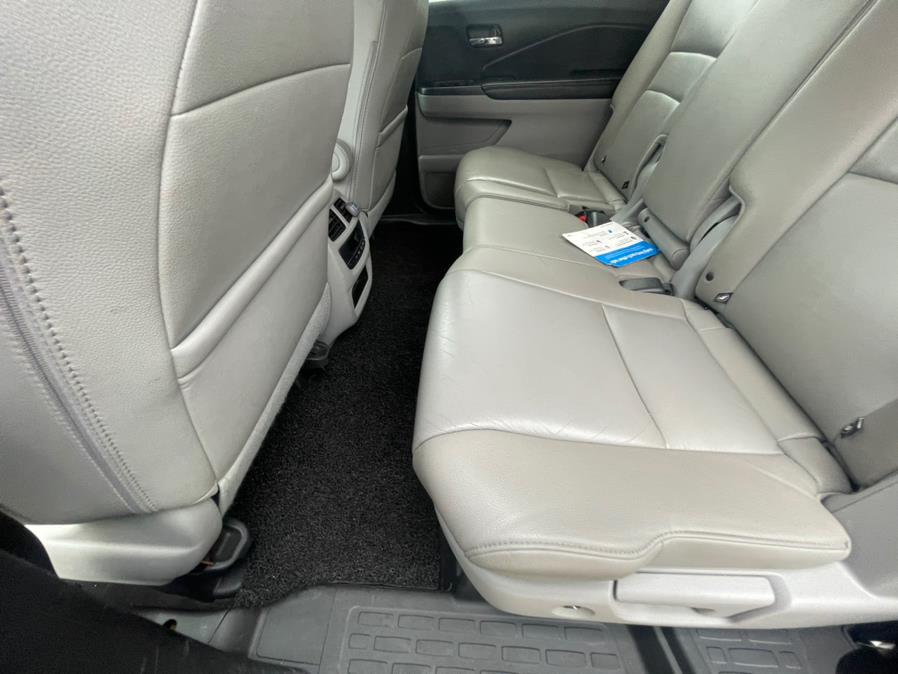 2016 Honda Pilot AWD 4dr EX-L photo