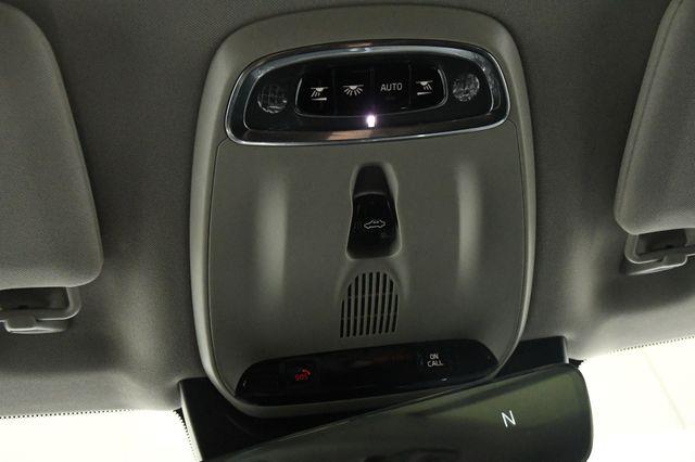 2017 Volvo XC90 Momentum photo