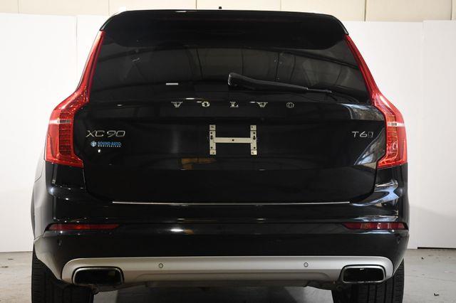 2017 Volvo XC90 Momentum photo