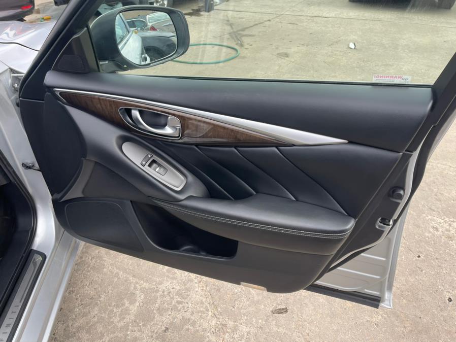 2018 Infiniti Q50 3.0t LUXE AWD photo