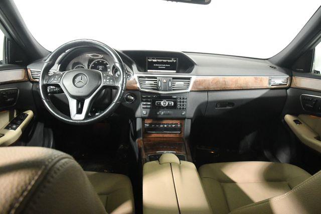 2013 Mercedes-Benz E-Class E350 4MATIC Luxury photo
