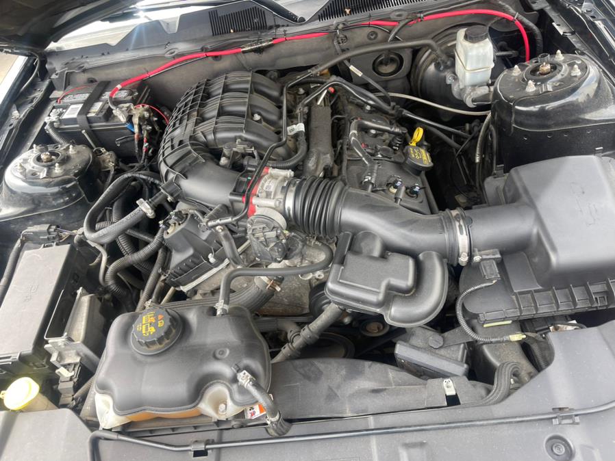 2013 Ford Mustang V6 photo
