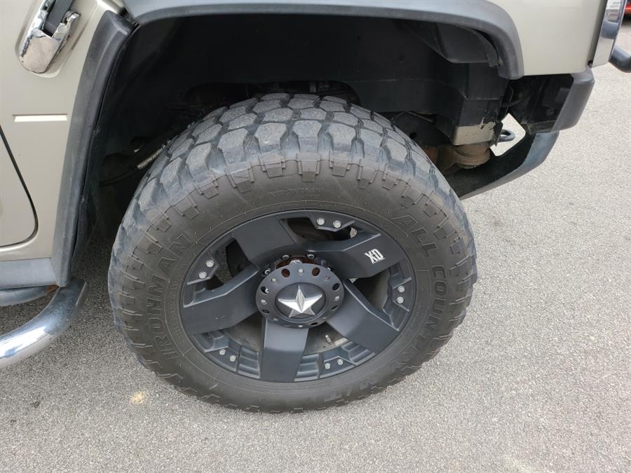 2005 HUMMER H2 photo