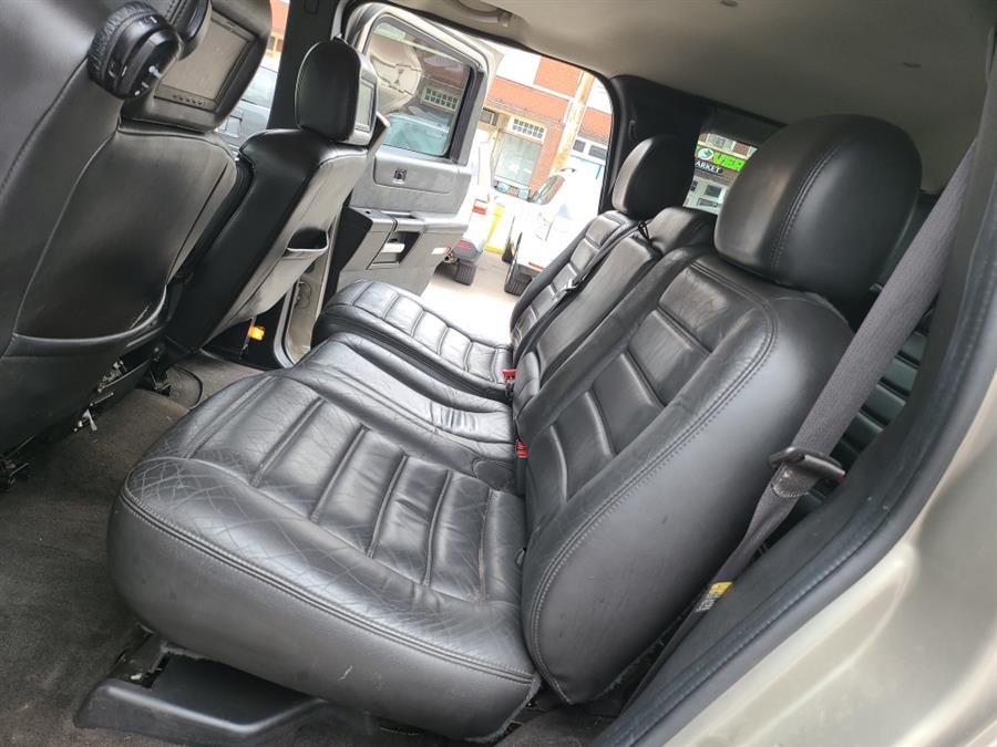 2005 HUMMER H2 photo