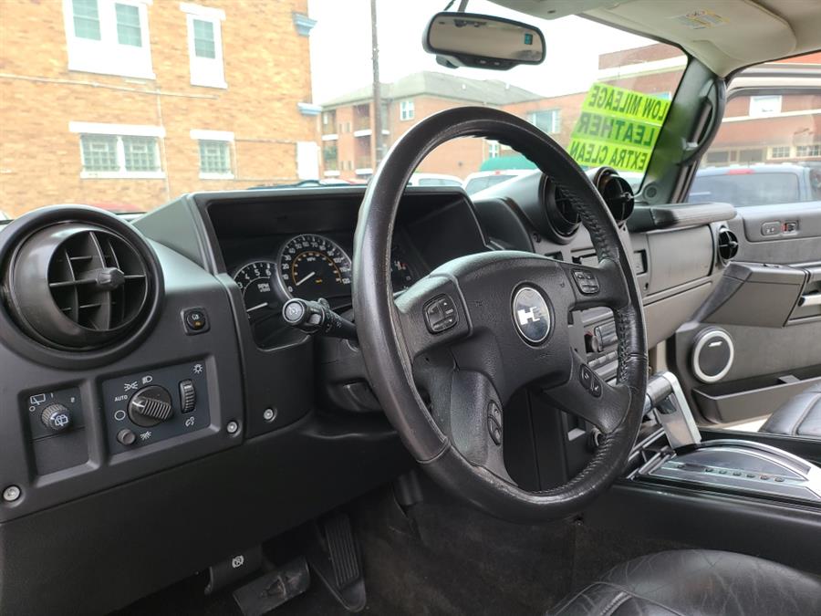 2005 HUMMER H2 photo