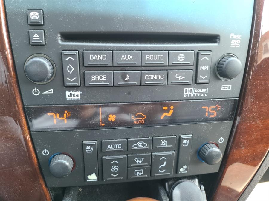 2005 Cadillac STS photo