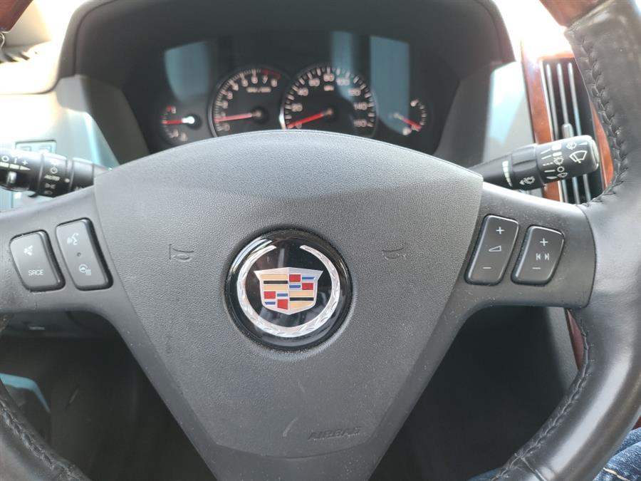 2005 Cadillac STS photo