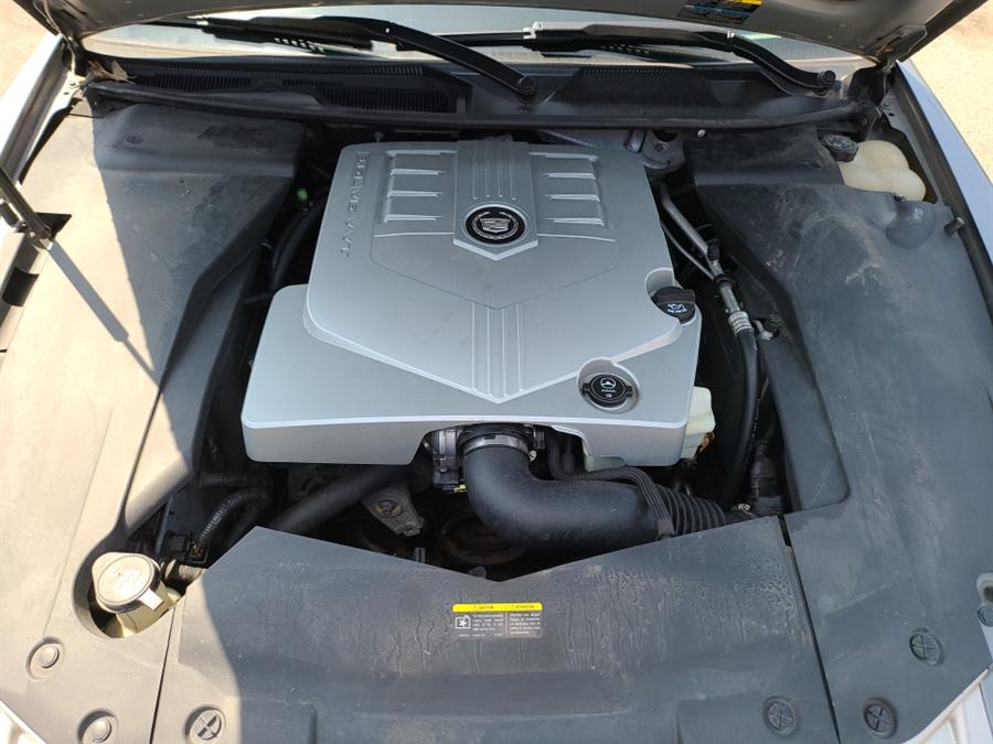 2005 Cadillac STS photo