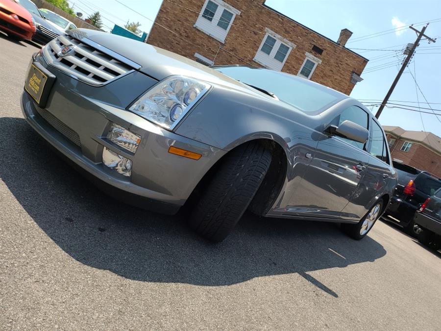 2005 Cadillac STS photo