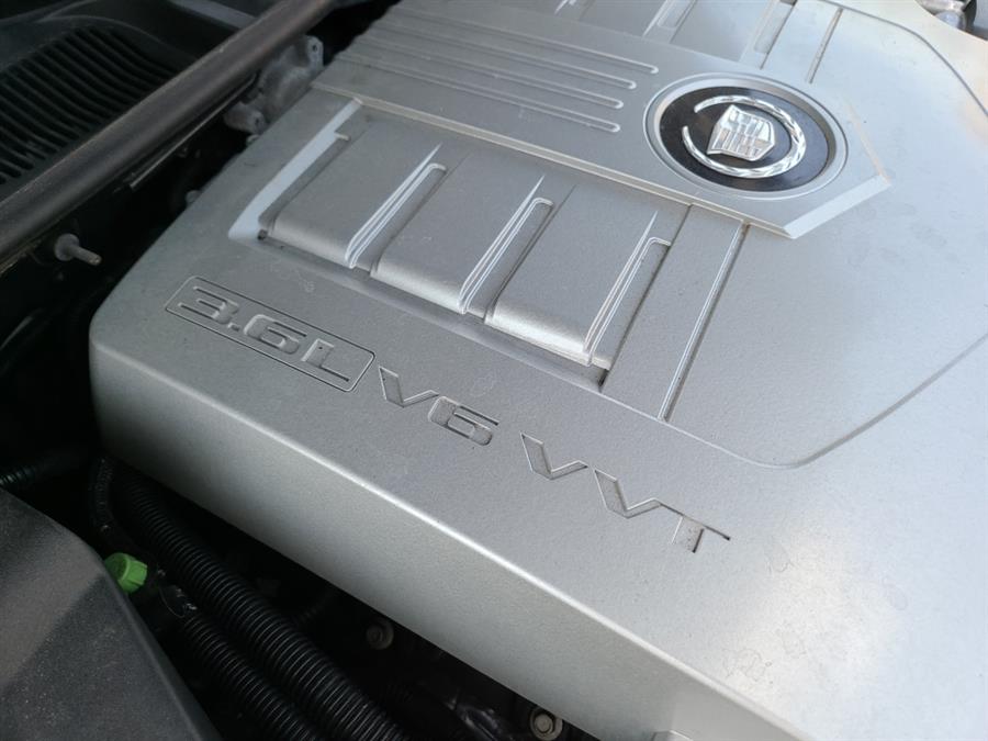 2005 Cadillac STS photo