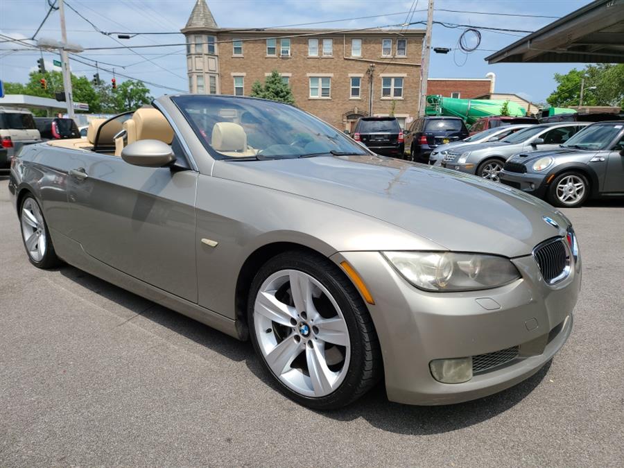 The 2008 BMW 3-Series 335i photos
