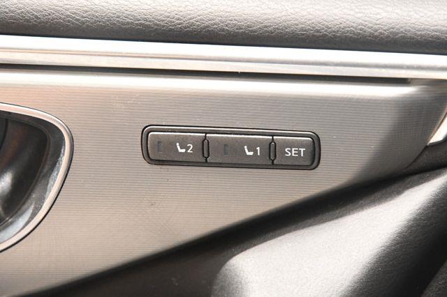 2017 Infiniti Q60 3.0t Premium photo